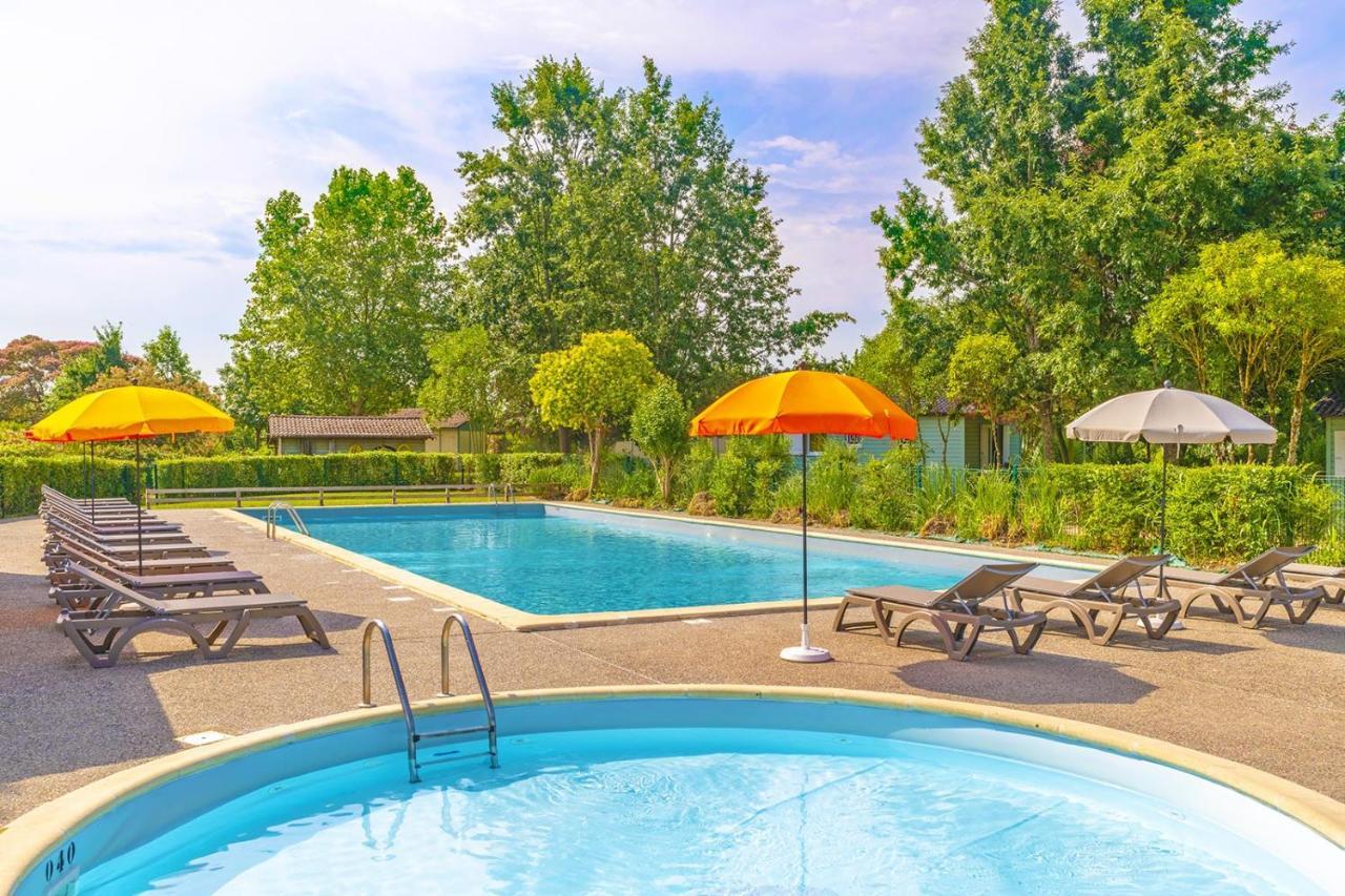 Lagrange Grand Bleu Vacances - Residence Port Lalande Castelmoron-sur-Lot Exterior photo
