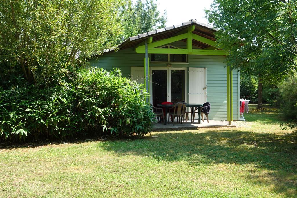 Lagrange Grand Bleu Vacances - Residence Port Lalande Castelmoron-sur-Lot Exterior photo